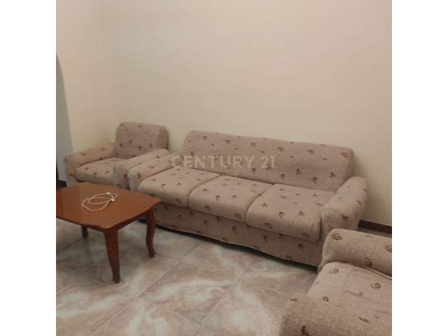 Tirane, shitet apartament 3+1 Kati 2, 127 m² 103.500 Euro (Medreseja)