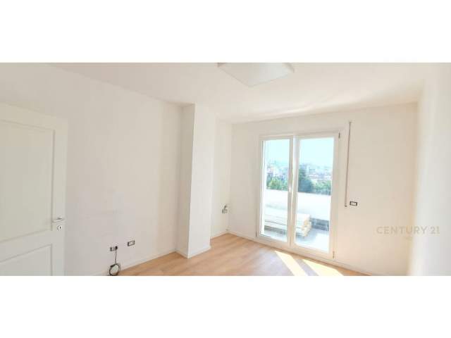 Tirane, shitet 2+1+A+BLK Kati 6, 195.000 Euro