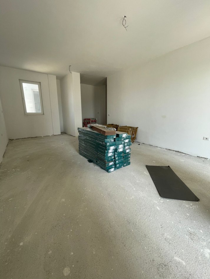 Tirane, shitet apartament 2+1+Aneks+Ballkon Kati 2, 125 m² 122.000 € (Univers City)