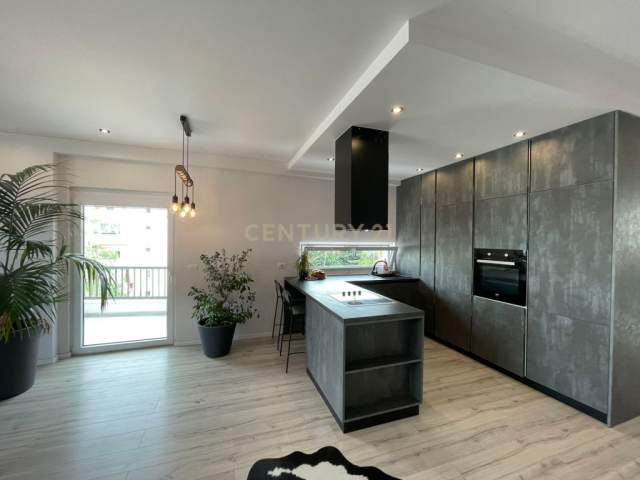 Tirane, SHESIM APARTAMENT LUKSOZ 2+1 TEK LIQENI I THATE! Kati 2, 137 m² 210.000 Euro (Liqeni i Thate)