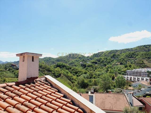 Tirane, shitet VILE 4 KATESHE, 458 m² 800.000 Euro (KODRA E DIELLIT)