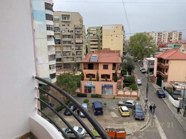 Tirane, shitet apartament 2+1,Kati 5, 86.000 Euro