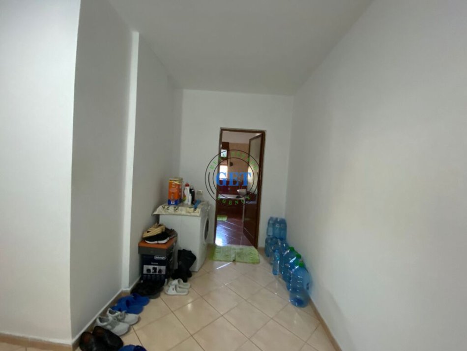 Durres, shitet apartament 2+1+Ballkon , 117 m² 111.000 € (Plazh Hekurulla)