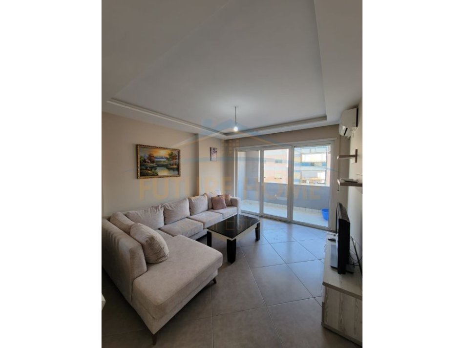 Tirane, jepet me qera 2+1+Ballkon Kati 6, 114 m² 500 € (Unaza e Re)