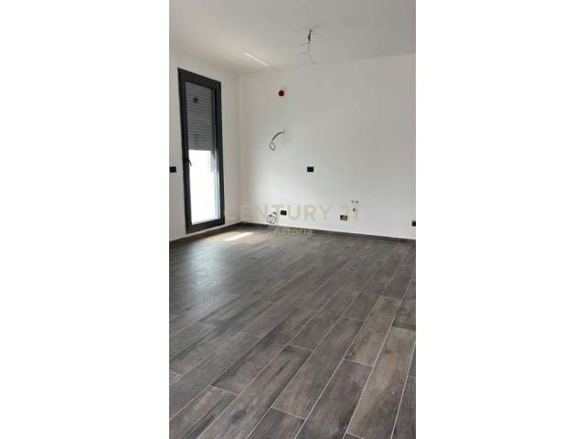 Te TEGU shitet apartament 1+1 Kati 2, 65 m² 111.500 Euro