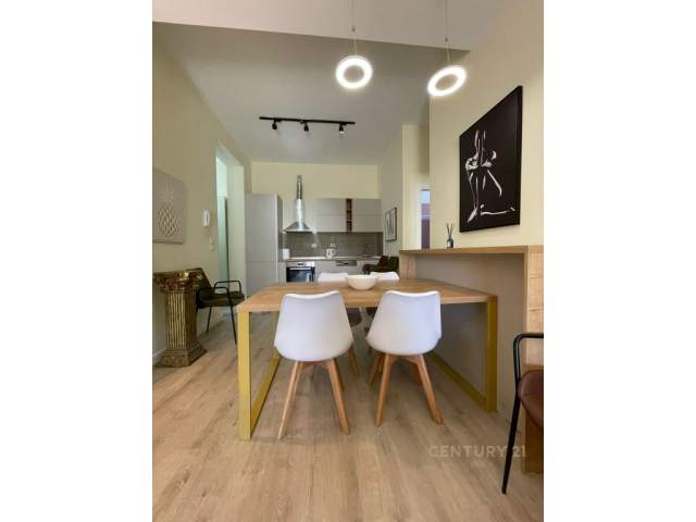 Tirane, jepet me qera apartament 1+1 Kati 1, 87 m² 600 Euro (Kodra e Diellit Residence)