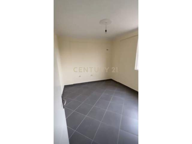 Tirane, shes apartament 2+1+BLK Kati 1, 101 m² 85.000  (Fresku)
