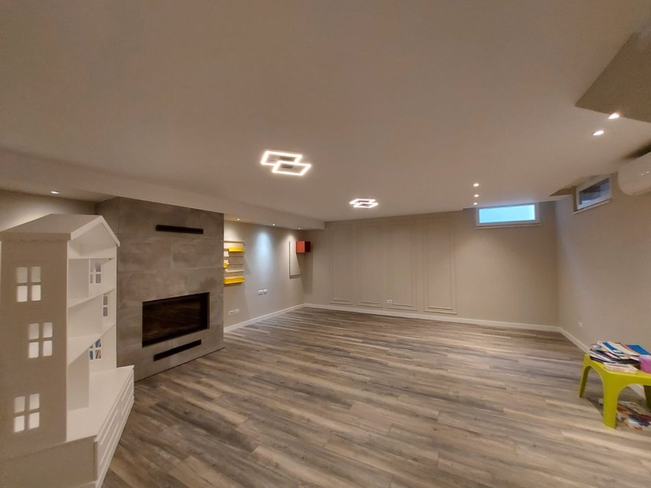 Tirane, jepet me qera Vile 2 Katshe Kati 0, 243 m² 3.000 € (Elysium Residence)