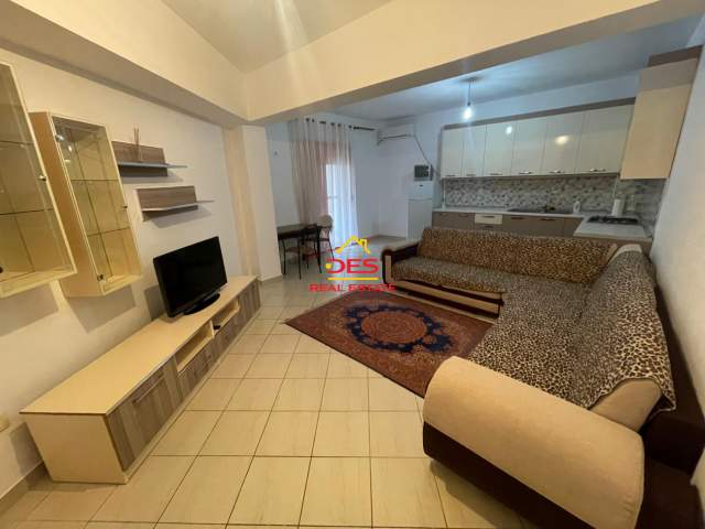 Orikum, jepet me qera apartament 1+1+BLK Kati 1, 76 m² 300 Euro (Rruga Orikumi)