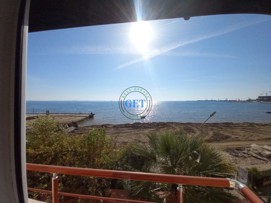 Durres, jepet me qera apartament 1+1+Ballkon Kati 1, 52 m² 350 € (Plazh)