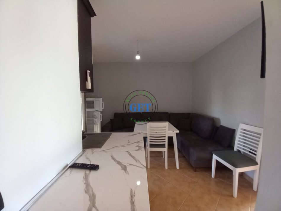 Durres, jepet me qera apartament 1+1 Kati 1, 52 m² 350 € (Plazh)