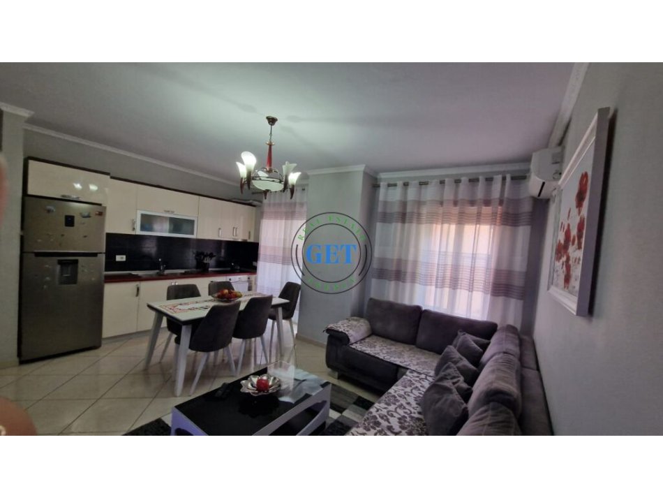 Durres, shitet apartament 2+1 Kati 4, 95m² 130.000 € (Drejtoria e Policise)