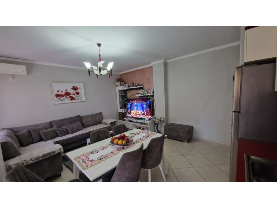 Durres, shitet apartament 2+1 Kati 4, 95m² 130.000 € (Drejtoria e Policise)