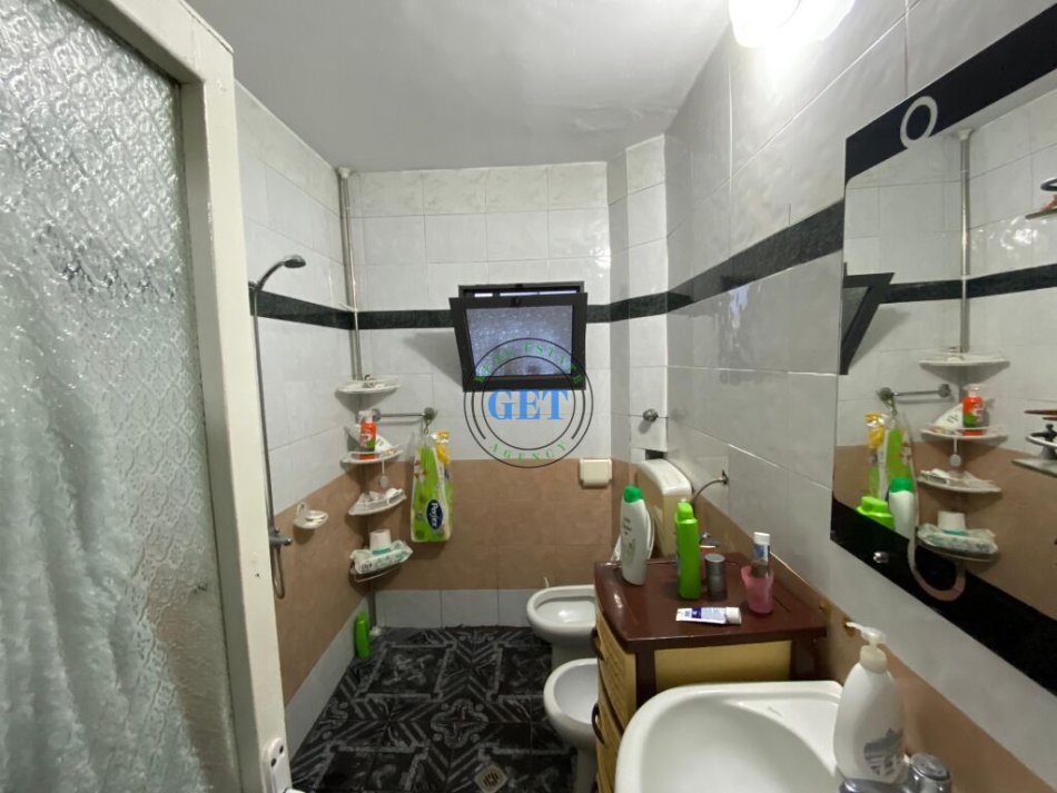 Durres, shitet apartament 1+1 Kati 5, 60 m² 57.000 € (Stadiumi)