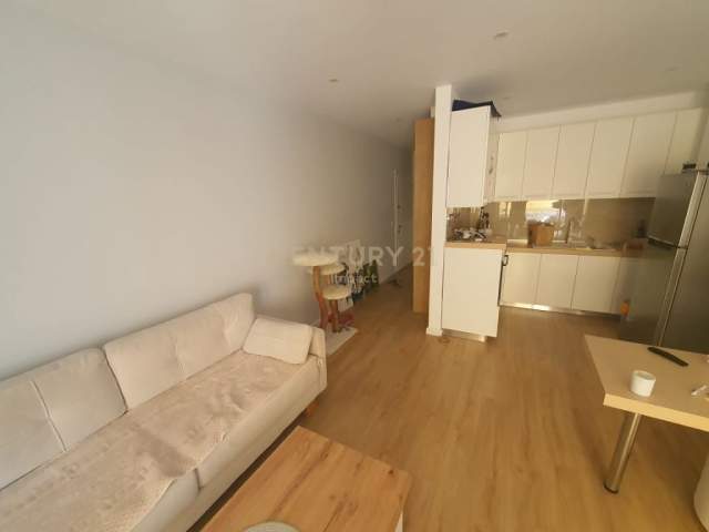 Tirane, shitet apartament 2+1+BLK Kati 4, 93 m² 110.000 Euro (Liqeni i Thatë Tirana)