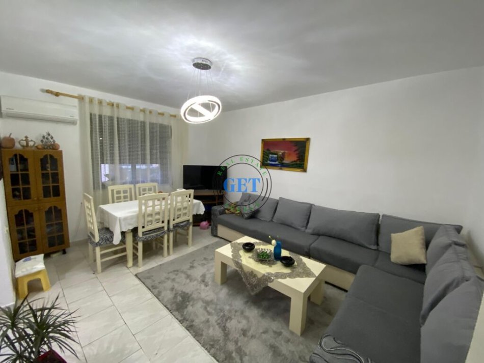 Durres, shitet apartament 1+1 Kati 5, 60 m² 57.000 € (Stadiumi)