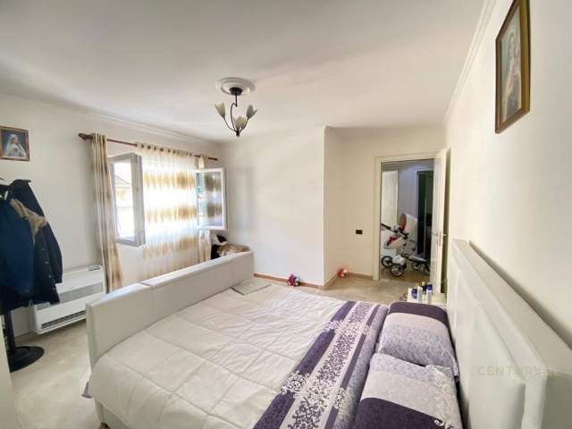 Tirane, shes apartament 2+1 ne BLLOK, Kati 4, 124 m² 235.000 Euro (Bllok)