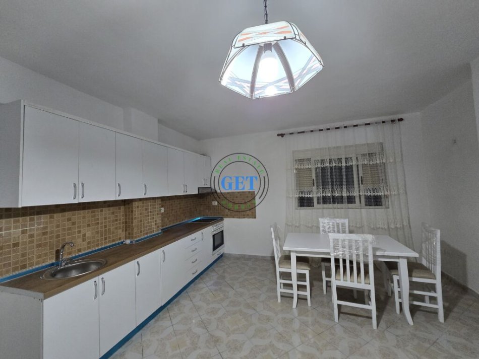 Durres, shitet apartament 2+1 Kati 2, 92 m² 110.000 € (Plazh Hekurudha)