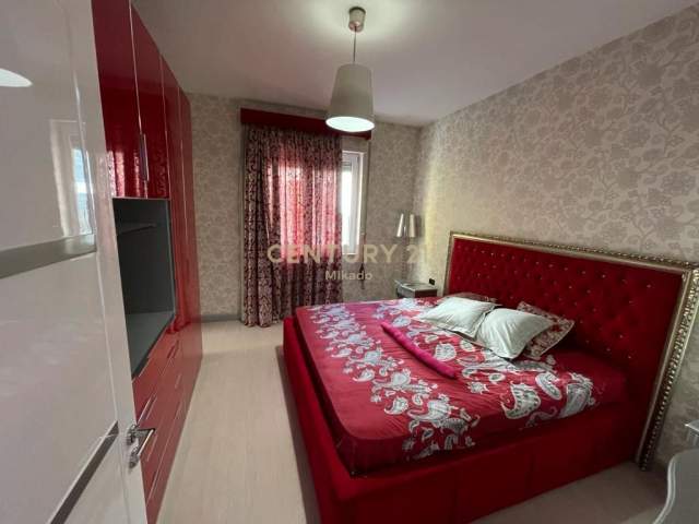 Tirane, jap me qera apartament 2+1+BLK Kati 2, 95 m² 700 Euro (rruga eduard  mano)