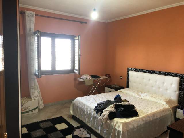 Tirane, shes Vile Kati 3, 420 m² 260.000 Euro