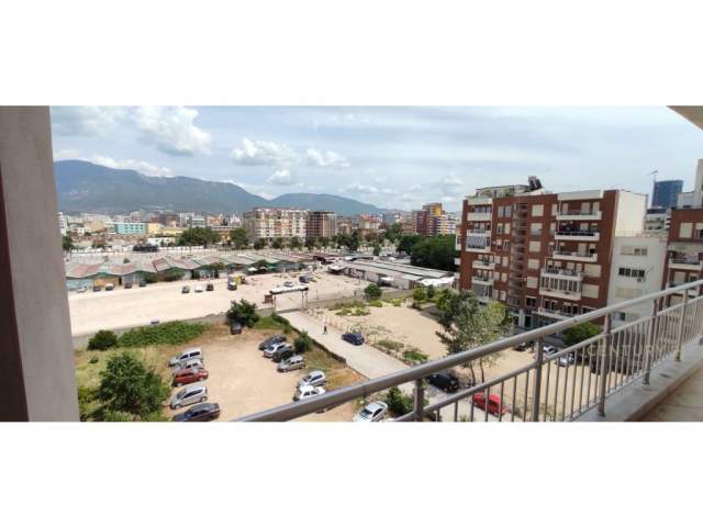 Tirane, shitet apartament 3+1 Kati 5, 127 m² 133.000 Euro (Bulevardi i Ri)