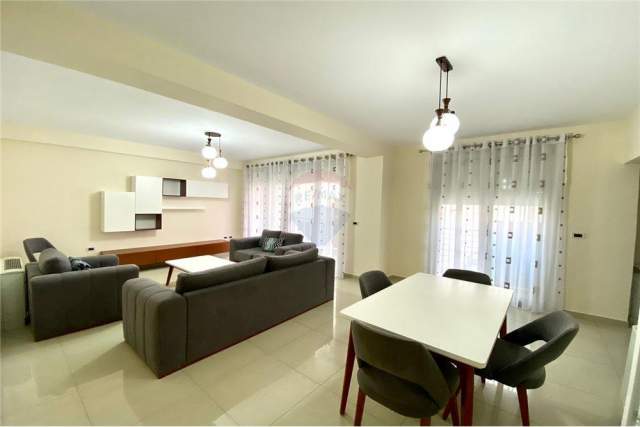 Tirane, jepet me qera apartament 3+1 146 m² 1.500 Euro (Kompleksi Nobis)