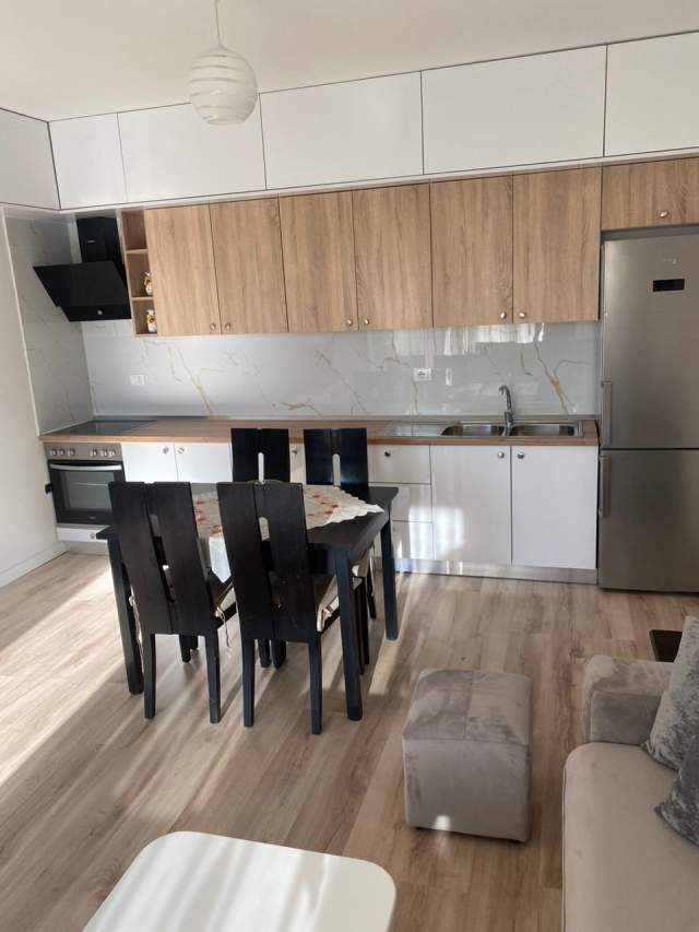 Tirane, jepet me qera apartament 2+1+BLK Kati 2, 87 m² 600 Euro (Rruga Artan Lenja)