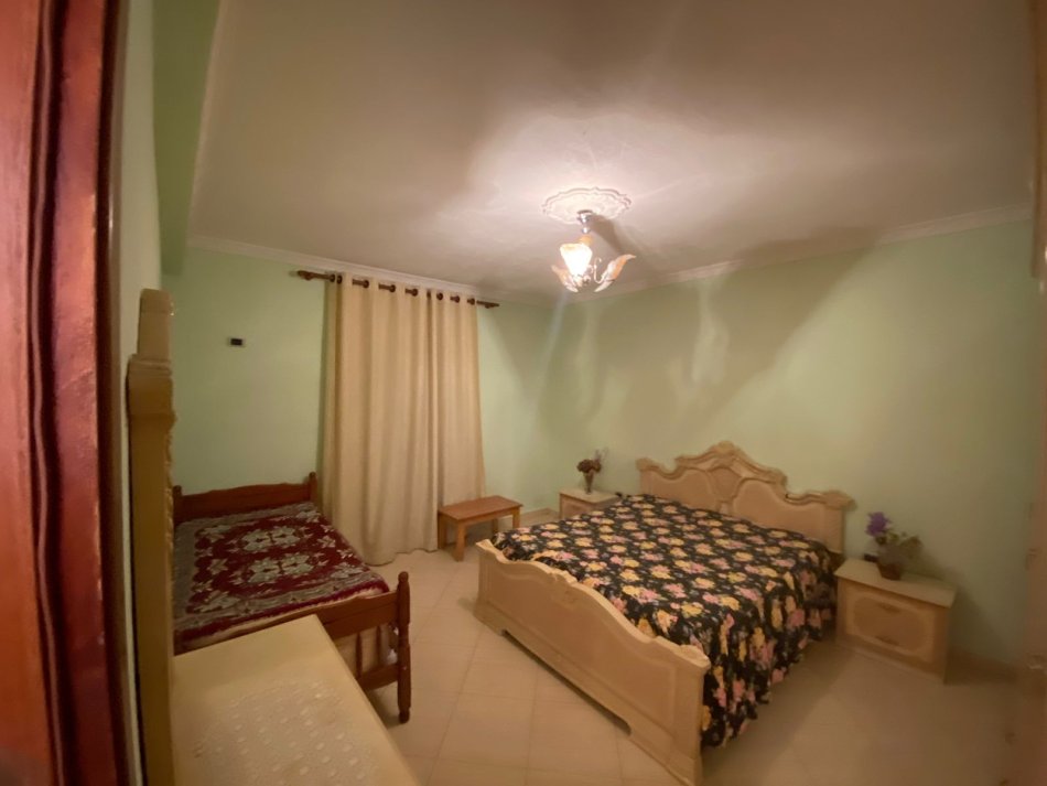 Tirane, jepet me qera apartament 2+1 Kati 1, 100 m² 499 € (Sauk)