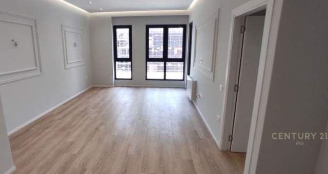 Tirane, shes 3+1 Kati 3, 119 m² 235.000 Euro (rr kavajes)