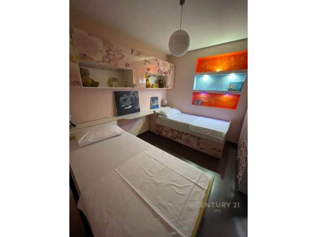 Tirane, shes apartament 2+1 Kati 5, 65 m² 130.000 Euro (myslym Shyri)