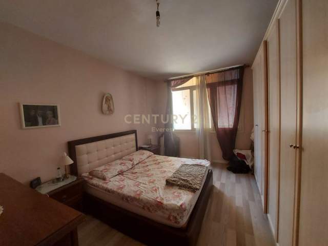 Tirane, shes apartament 1+1+BLK Kati 5, 80 m² 105.000 Euro (Astir, Vila L)
