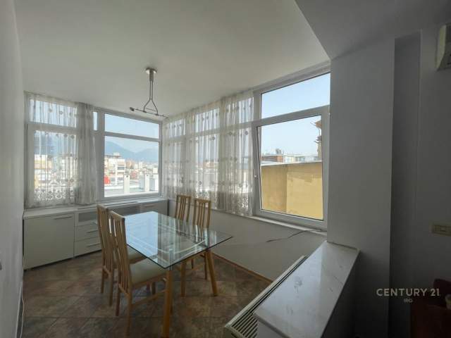 Tirane, shes apartament 2+1 Kati 9, 126 m² 200.000 Euro (rr kavajes)