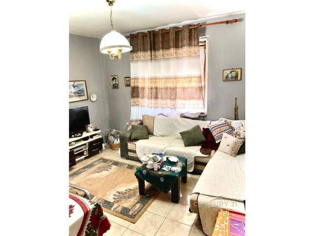 Tirane, shes apartament 85 m² 76.000 Euro (ministria e jashtme)