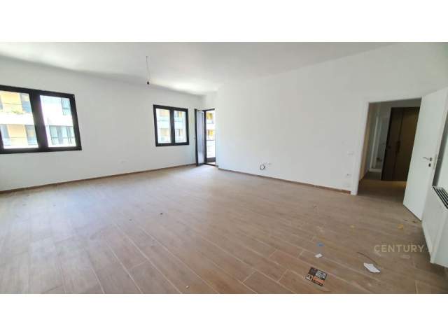 Tirane, shitet apartament 2+1 Kati 7, 130 m² 225.000 Euro (21 dhjetori)