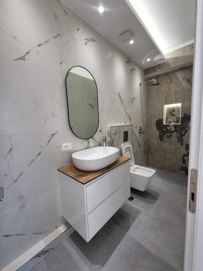 Tirane, shitet 2+1 Kati 7, 95 m² 210.000 € (Zogu i Zi)