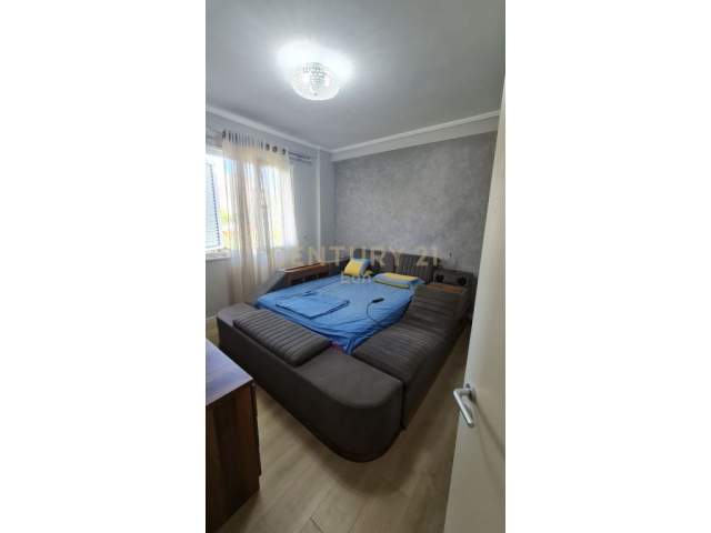 Durres, shitet apartament 2+1 Kati 1, 230 m² 205.000 Euro (Gjiri i Lalzit Lura 3)