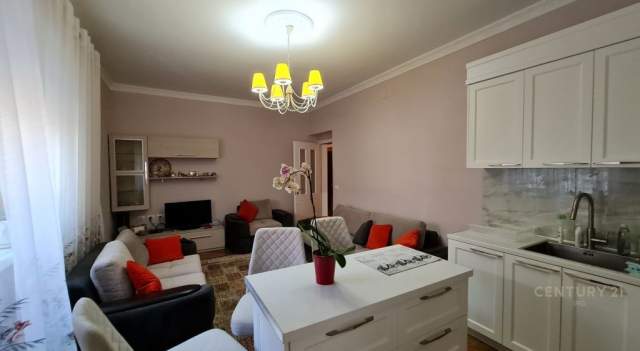 Tirane, shes apartament 67 m² 133.000 Euro (sheshi willson)