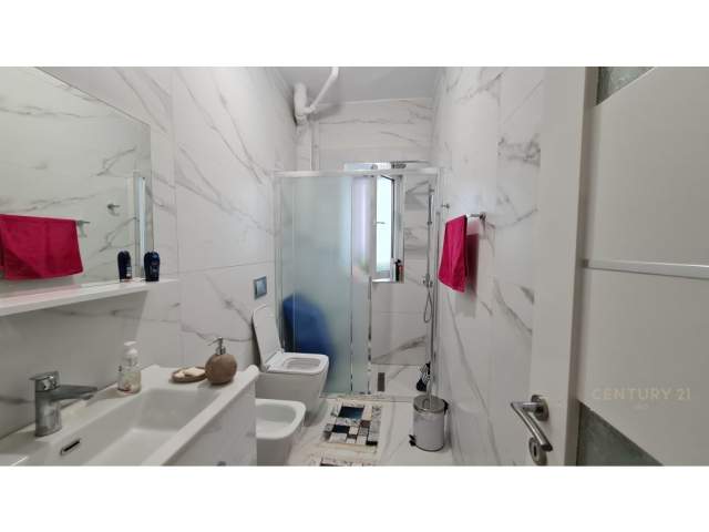 Tirane, shes apartament 67 m² 133.000 Euro (sheshi willson)