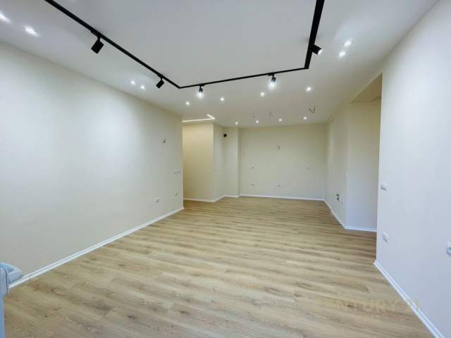 Tirane, shitet apartament 2+1 Kati 1, 114 m² 138.000 Euro (Ish Stacioni i Trenit)