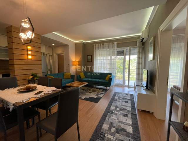 Tirane, jepet me qera apartament 2+1 Kati 3, 82 m² 500 Euro (Kodra e Diellit)
