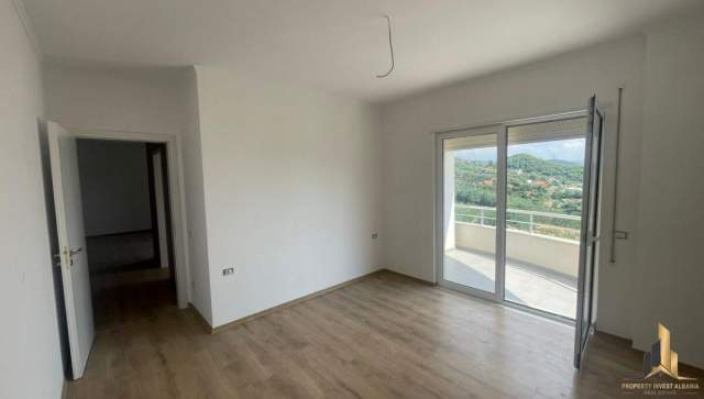 Tirane, shitet apartament 2+1+BLK Kati 2, 109 m² 82.000 Euro (Tek Muraga)