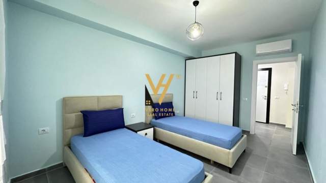 Tirane, jepet me qera apartament 2+1 Kati 2, 140 m² 850 Euro (KODRA E DIELLIT  2)