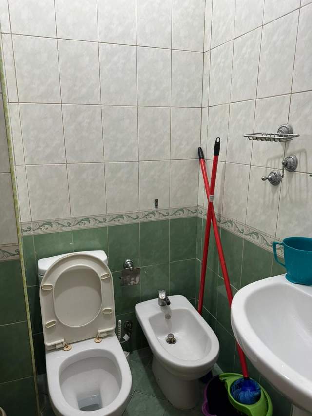 Tirane, jepet me qera garsonier 1+1 Kati 2, 43 m² 29.000 Leke (pas Universitetit Mesdhetar)