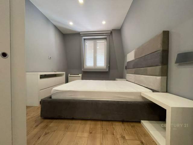 Tirane, jepet me qera apartament 1+1 Kati 7, 92 m² 550 Euro (ambasada gjermane)