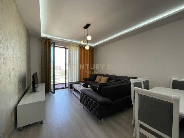 Tirane, jepet me qera apartament 1+1 Kati 7, 78 m² 500 Euro (Astiri)