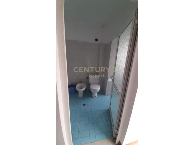 Tirane, shitet apartament 2+1 Kati 3, 105 m² 105.000 Euro (Ali Dem)