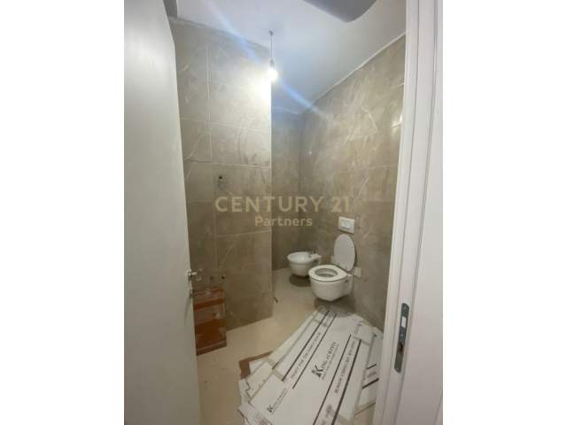 Tirane, shitet apartament 2+1 Kati 2, 86 m² 100.000 Euro (Rruga e Kavajes)