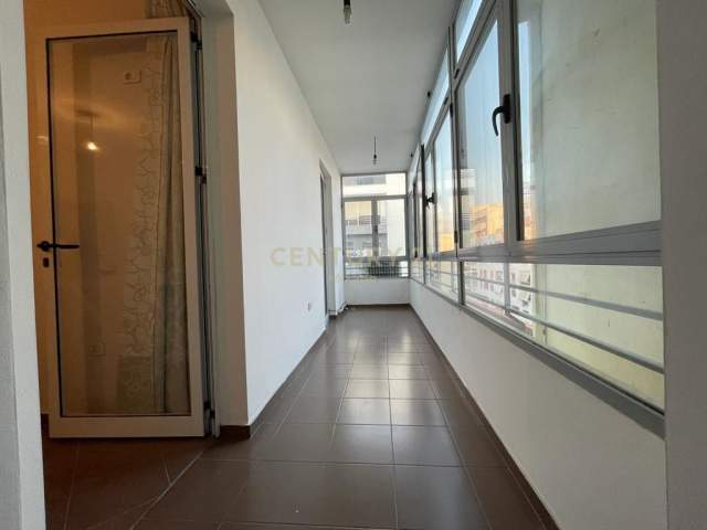 Tirane, shitet apartament 2+1 Kati 6, 103 m² 97.000 Euro (Yzberisht)