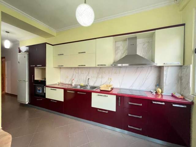 Tirane, shitet apartament 2+1 Kati 6, 103 m² 97.000 Euro (Yzberisht)