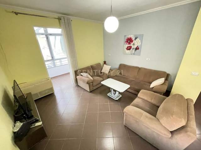 Tirane, shitet apartament 2+1 Kati 6, 103 m² 97.000 Euro (Yzberisht)